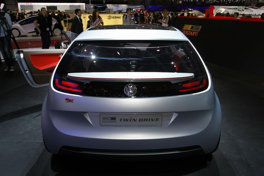  ItalDesign Tex 2011 года  (фото 30 из 40)
